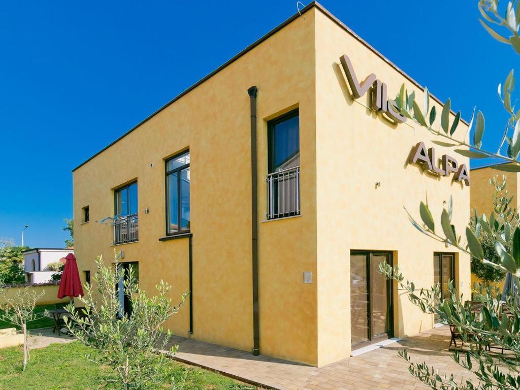 Villa Alpa Umag Exterior foto