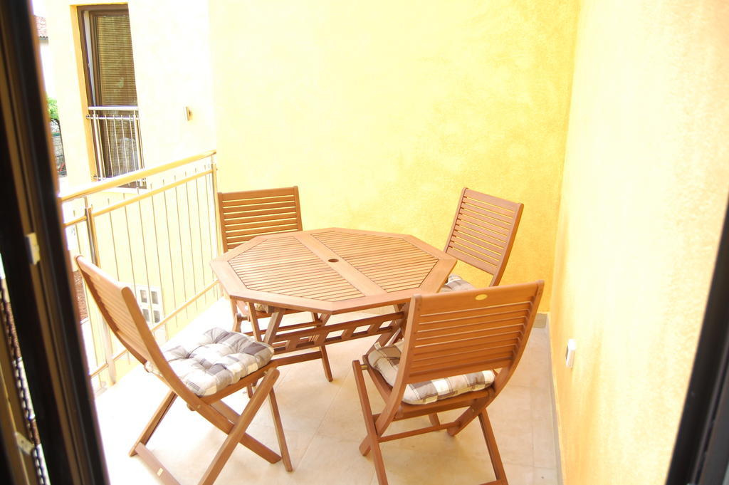 Villa Alpa Umag Exterior foto